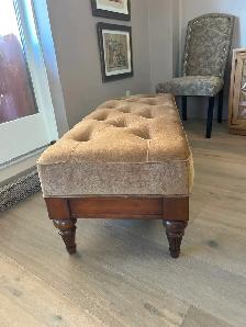 Bombay & Company Bench - Photo 3