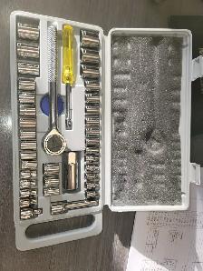 40PC Socket 1/4in & 3/8in Drive Set - SAE & Metric (Price $11.99