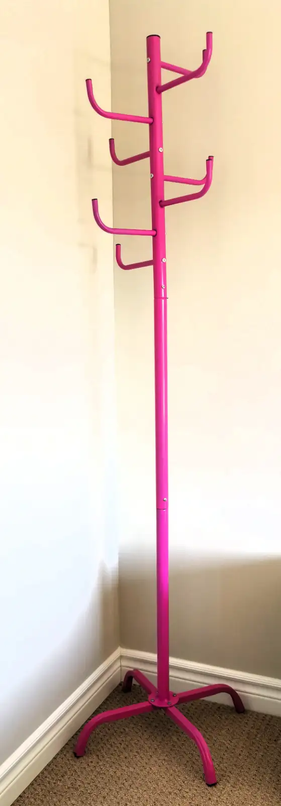 Metal Standing Clothes Hanger