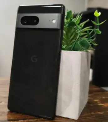 Unlocked Google Pixel 7 (128GB) - 12 months warranty