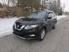 2017 Nissan Rogue AWD 4dr SV Panoramic Sunroof, Heated Seats, Re - Photo 2