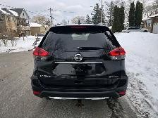 2017 Nissan Rogue AWD 4dr SV Panoramic Sunroof, Heated Seats, Re - Photo 6