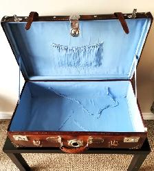 Vintage cowhide suitcase - Photo 7