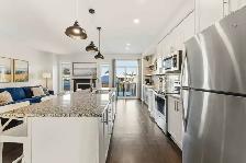 Stylish 3-Bed Townhome on Quiet Cul-de-Sac   Finished Basement - Photo 2