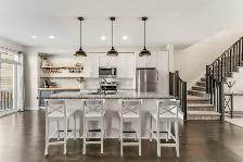 Stylish 3-Bed Townhome on Quiet Cul-de-Sac   Finished Basement - Photo 3