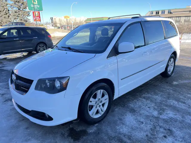 2017 Dodge Grand Caravan Crew Plus