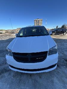 2017 Dodge Grand Caravan Crew Plus - Photo 7