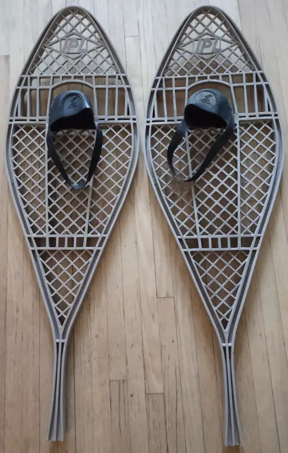 IPL Moulded Resin Snowshoes - Large Size