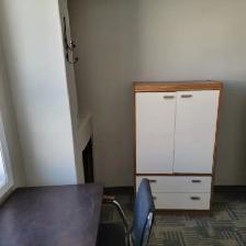 Furnished bachelor -all utilities included-pet friendly - Photo 7