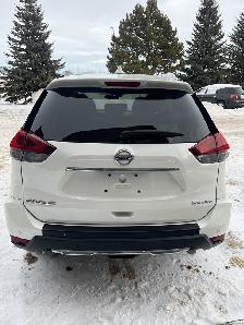 2020 Nissan Rogue SV - Photo 8