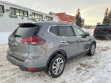 2020 Nissan Rogue SV - Photo 4