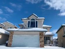 Pet Friendly Beautiful 4 Bedroom 2.5 Bath Main Floor