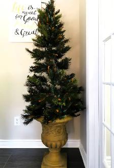 6 Feet Christmas Tree with Lights and Traditional Pot - Photo 2