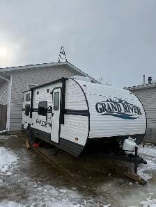 2022 Grand River Bunkhouse Ultra Lite