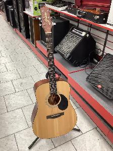 Guitate acoustique Jasmine