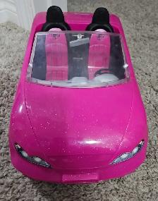 Barbie Ambulance with Barbie Camper and Barbie car and all items - Photo 2