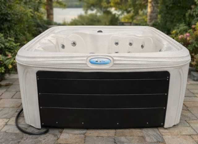 Dreammaker Comfort 2000S – Plug & Play 4–5 Person Hot Tub