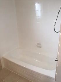 BATHTUB REFINISHING TILE REGLAZING BATHTUB RESURFACING TILES ETC - Photo 6