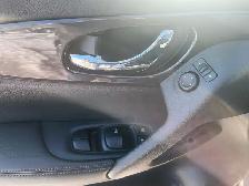 2020 Nissan Rogue SV SV | Moonroof | Intelligent Key - Photo 17