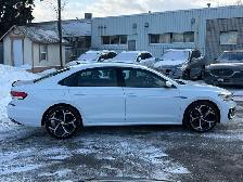 2020 Volkswagen Passat Execline R-Line |ACCIDENT FREE|1-OWNER|MI - Photo 4
