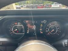 2025 Jeep Wrangler 4-Door Sahara - Photo 17