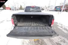 2016 Ram 1500 4X4 Quad Cab 140.5' SLT |HEMI| NO ACCIDENTS | ONE - Photo 5