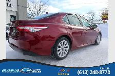 2019 Toyota Camry LE - Photo 7