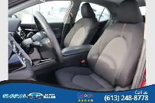 2019 Toyota Camry LE - Photo 11