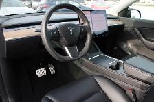 2022 Tesla Model Y - Photo 9