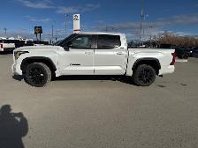 2026 Toyota Tundra Limited APPLE ANDRIOD CARPLAY / REAR CAMERA / - Photo 2