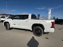 2026 Toyota Tundra Limited APPLE ANDRIOD CARPLAY / REAR CAMERA / - Photo 3