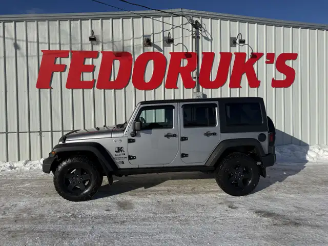 2014 Jeep Wrangler Unlimited Sport 4WD