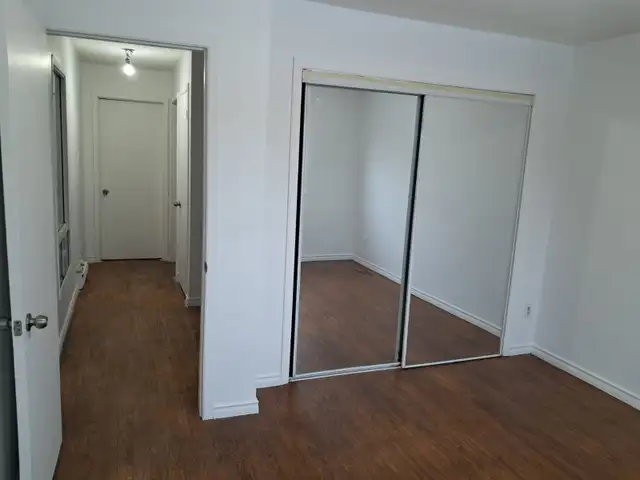 Residential Unit available for rent in Norval, ON