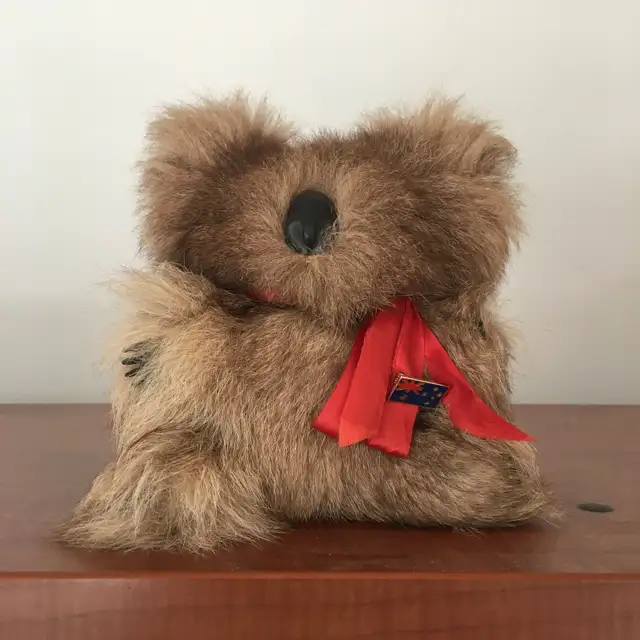 NEUF : Belles peluches_toutous (2 items) / Stuffed animals