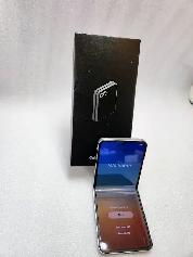 Samsung Galaxy ZFLIP6 256gb 3 Months Warranty W/Charger