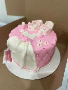 Milton Baby shower cakes , Birthday cakes - Photo 7