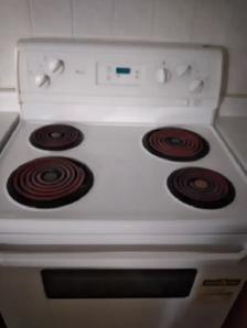Whirlpool 30' white stove