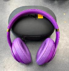 Bose LA Lakers Special Edition Studio 3 Wireless Headphones