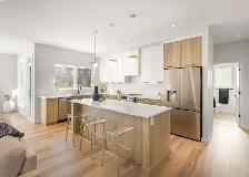 OPEN HOUSE! Beautiful 1740sqft Custom-Built BNG in Oak Bluff! - Photo 2