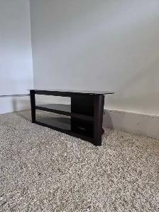 FREE DELIVERY Modern Glass TV Stand / TV Cabinet / Entertainment - Photo 9