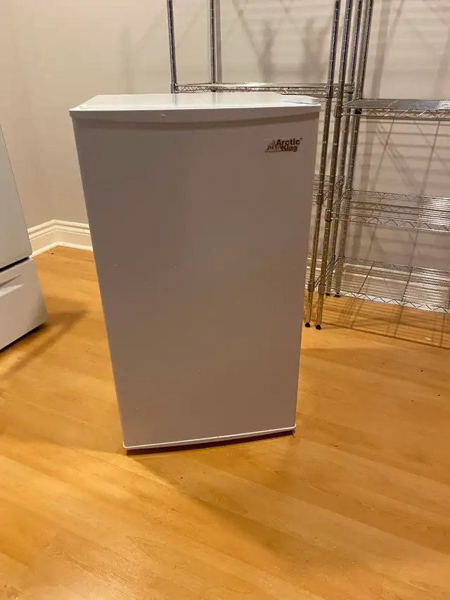 Arctic Mini fridge