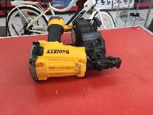 Cloueuse pneumatique DeWalt - Photo 2