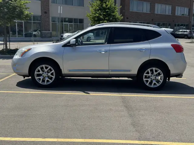 2013 Nissan Rogue SV - Photo 4