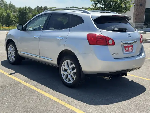 2013 Nissan Rogue SV - Photo 5