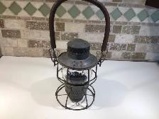 Vintage CNR rail road - lantern