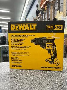 DeWalt Screwgun DCF624