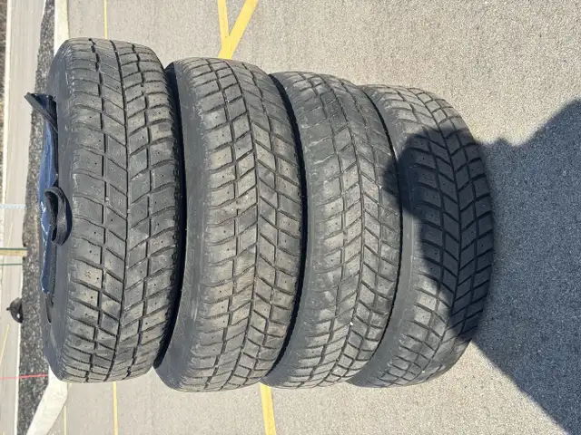 2013 Hyundai Accent L 5 SPEED - Photo 8