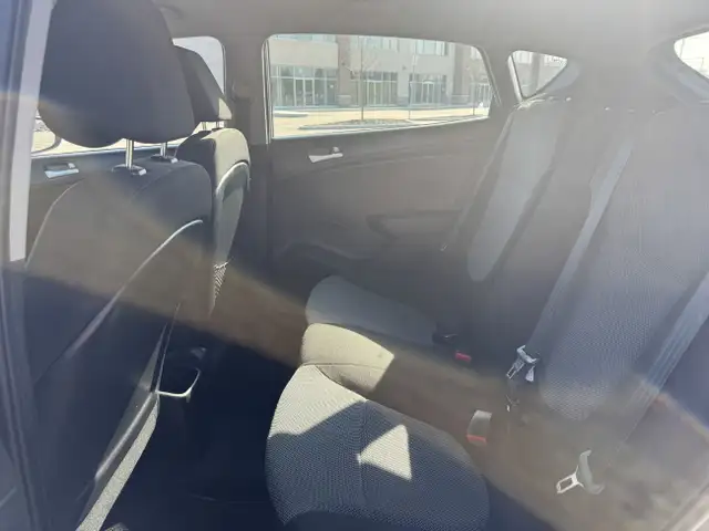 2013 Hyundai Accent L 5 SPEED - Photo 15