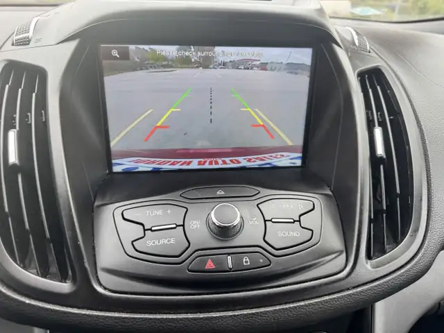 2014 Ford Escape SE - Photo 19