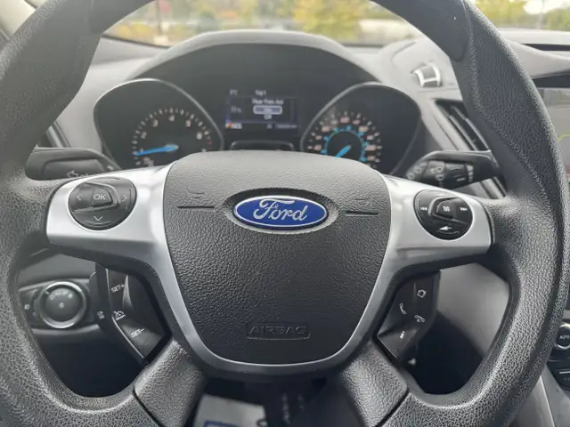 2014 Ford Escape SE - Photo 20